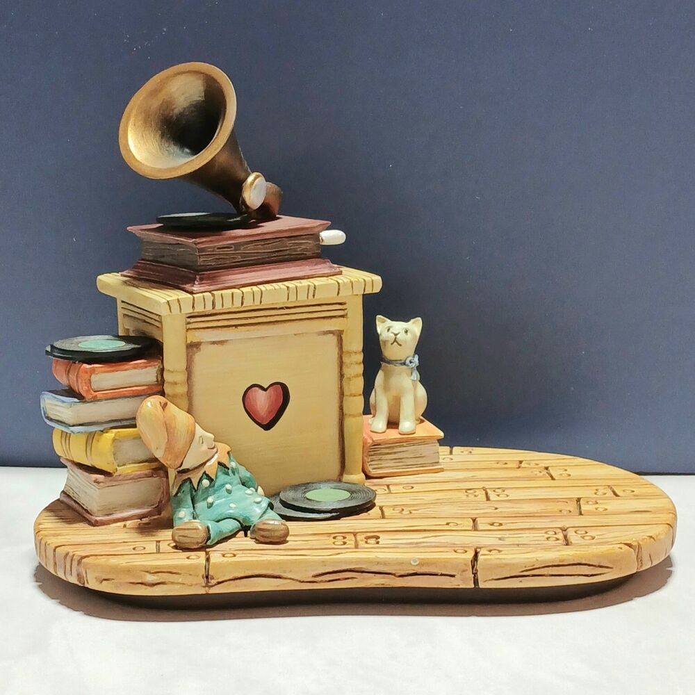Musical Hummelscape Music Box Figurine by Goebel, 2003 Plays Brahm's Waltz EUC